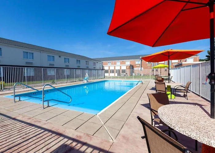 Days Inn By Wyndham Sandusky Cedar Point